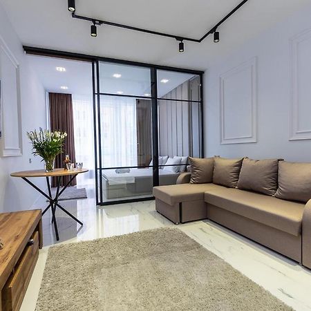 Fashionable Apartments. Smartplaza Metro Minskaya. Obolon Kiev Exterior foto