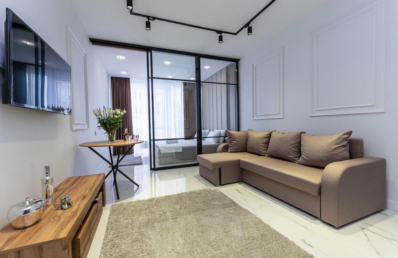 Fashionable Apartments. Smartplaza Metro Minskaya. Obolon Kiev Exterior foto