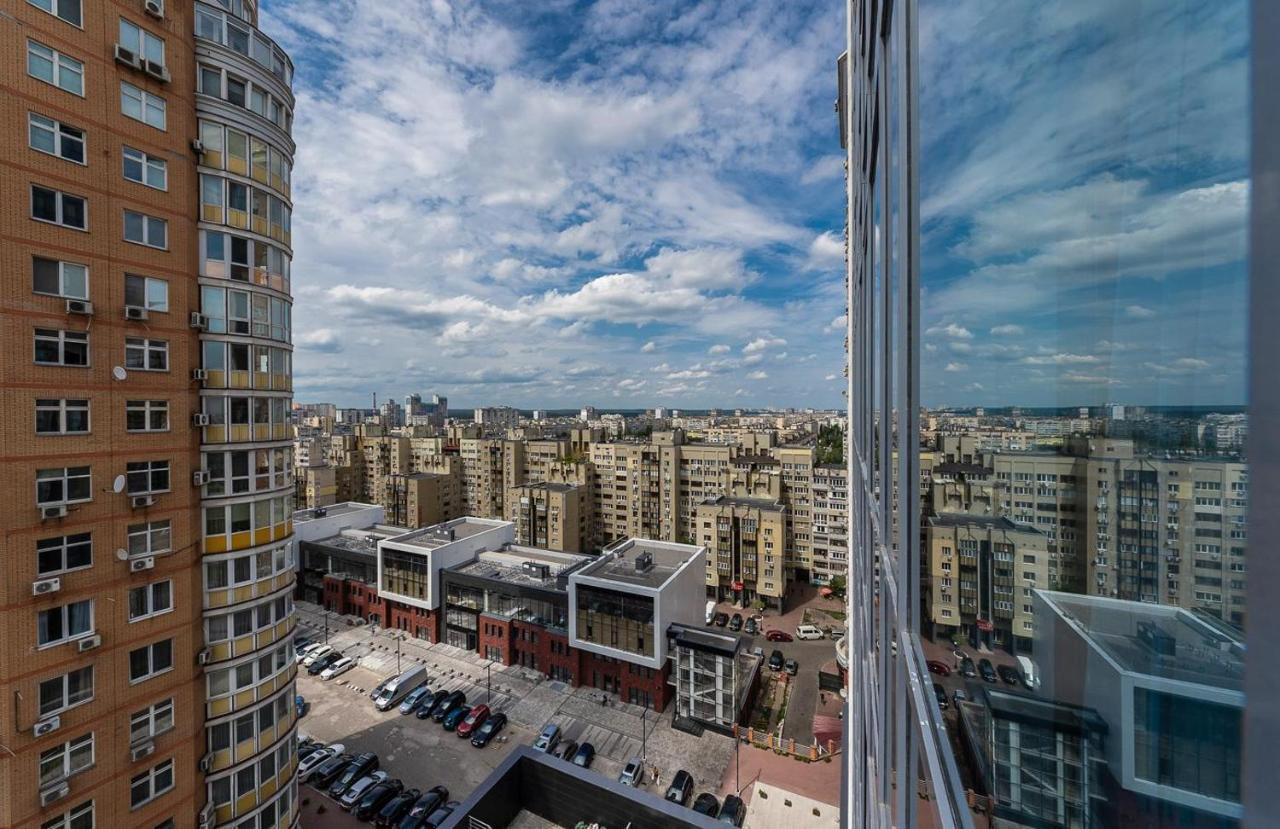Fashionable Apartments. Smartplaza Metro Minskaya. Obolon Kiev Exterior foto