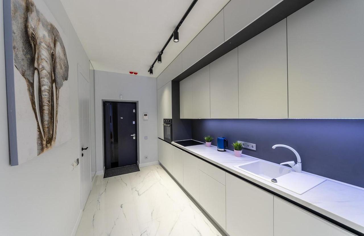 Fashionable Apartments. Smartplaza Metro Minskaya. Obolon Kiev Exterior foto